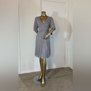 Wrap dress with pleated skirt XL